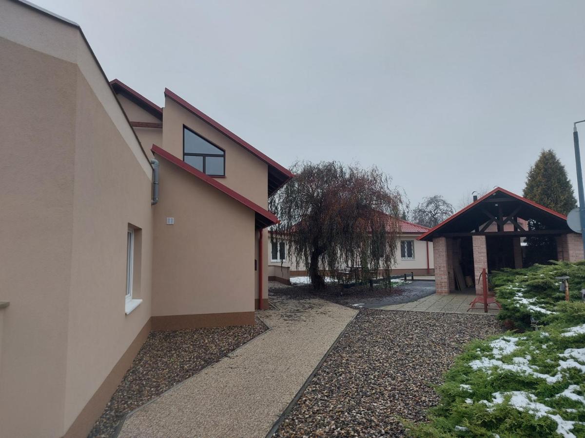 Penzion Tosa Klášterec nad Ohří Екстериор снимка