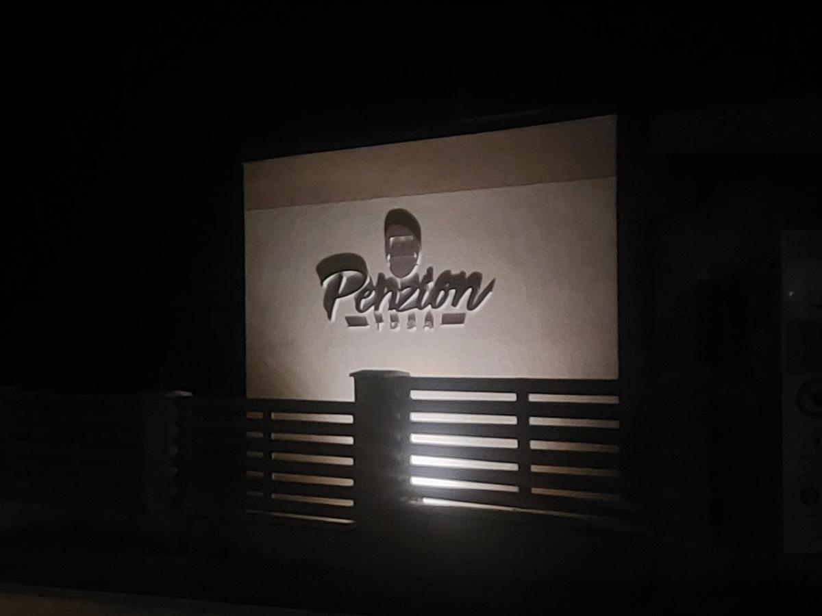 Penzion Tosa Klášterec nad Ohří Екстериор снимка
